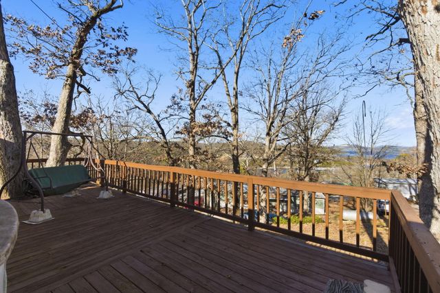 30 Hidden Bluff Road, Blue Eye, MO 65611