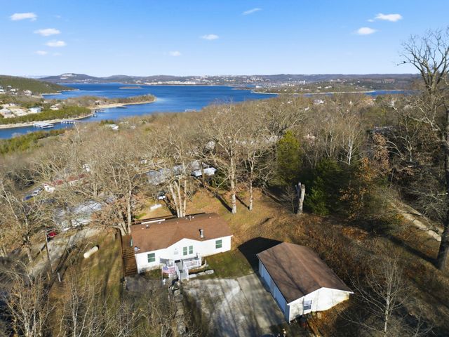 30 Hidden Bluff Road, Blue Eye, MO 65611