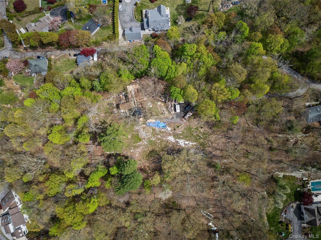 15 Colonial Terrace, Mahopac, NY 10541 — exterior