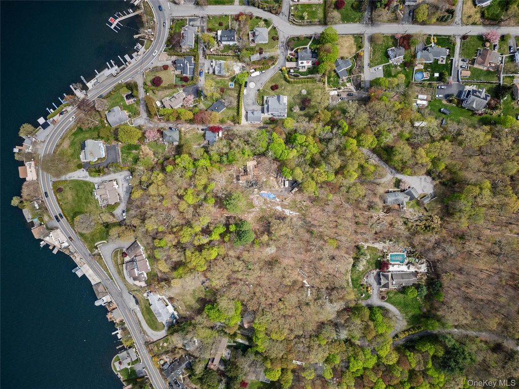 15 Colonial Terrace, Mahopac, NY 10541 — photo 2