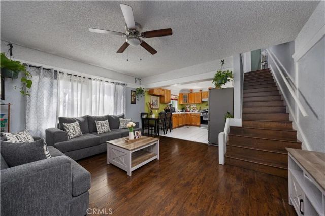 643 Elm Avenue, Long Beach, CA 90802