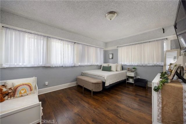 643 Elm Avenue, Long Beach, CA 90802