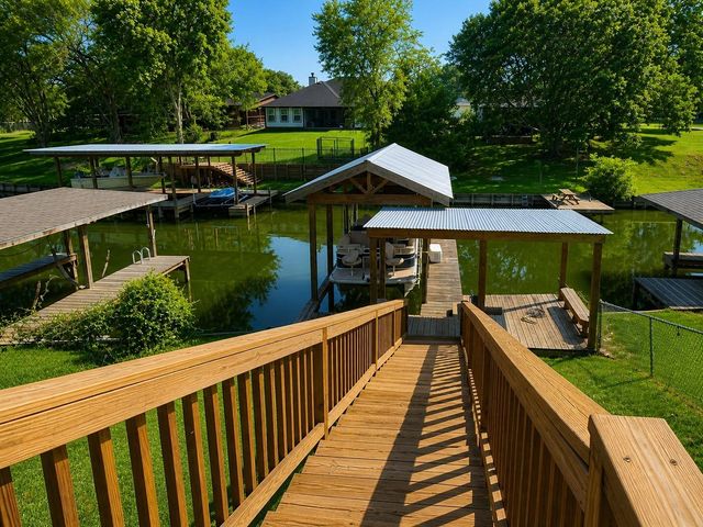 278 Shelter Cove Drive, Livingston, TX 77351