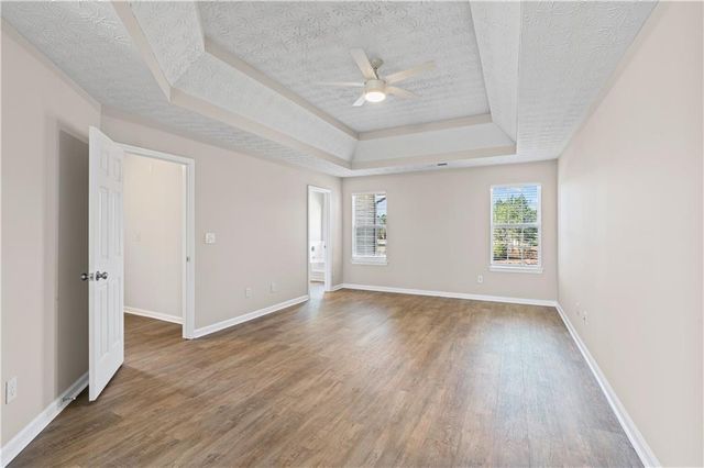 565 Amish Avenue, Riverdale, GA 30296