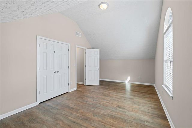 565 Amish Avenue, Riverdale, GA 30296