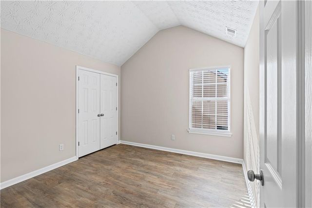 565 Amish Avenue, Riverdale, GA 30296