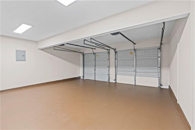 565 Amish Avenue, Riverdale, GA 30296