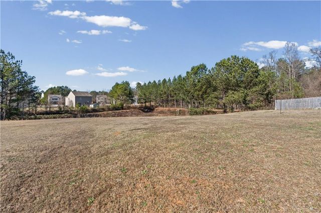 565 Amish Avenue, Riverdale, GA 30296