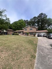 4240 Melanie Lane, Atlanta, GA 30349
