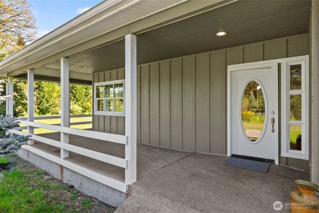 18945 Ivan Street SW, Rochester, WA 98579