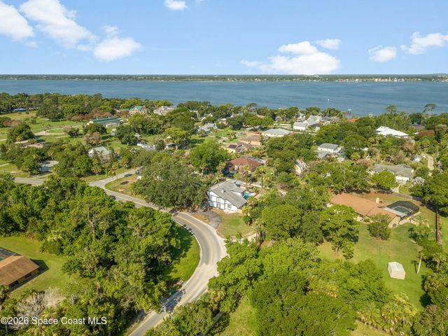 2195 N Tropical Trail, Merritt Island, FL 32953