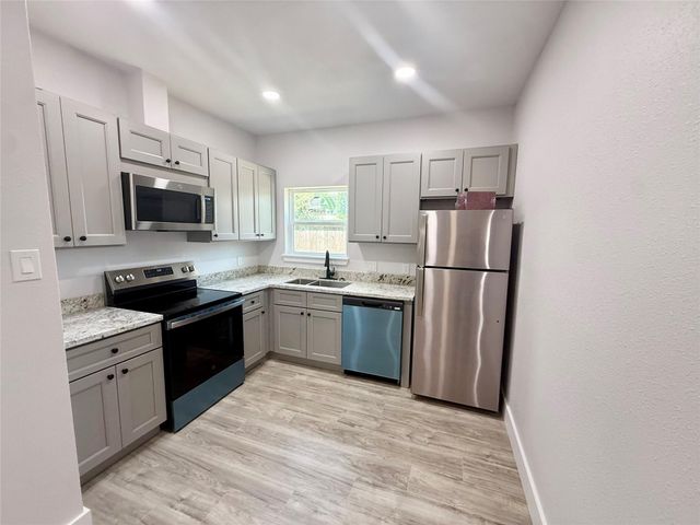 9508 Quaker Court, Rosharon, TX 77583