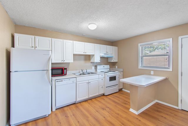 4150 Horseshoe Rd N Apt 55, Little River, SC 29566