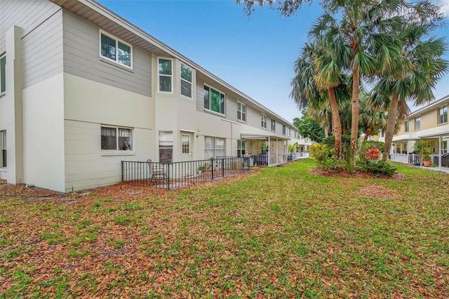 2294 BELGIAN LANE 20, Clearwater, FL 33763