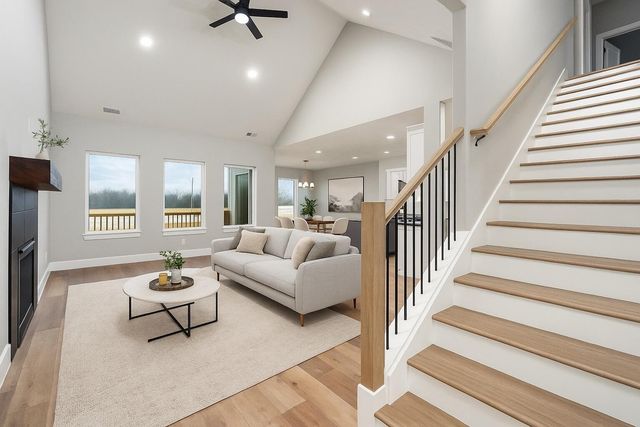 118 E Clayton Lane, Republic, MO 65738