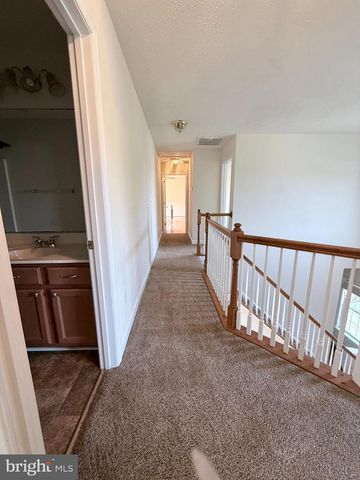4114 DERBYSHIRE LN, Fredericksburg, VA 22408