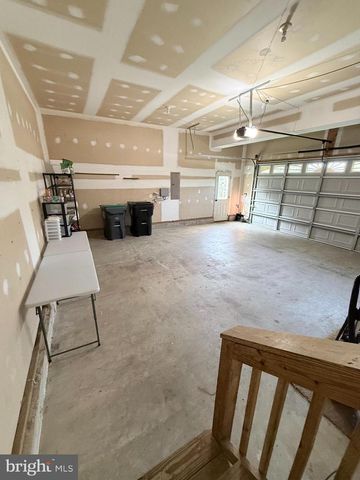 4114 DERBYSHIRE LN, Fredericksburg, VA 22408