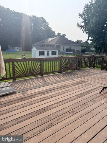 4114 DERBYSHIRE LN, Fredericksburg, VA 22408