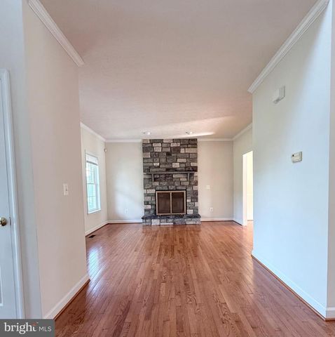 4114 DERBYSHIRE LN, Fredericksburg, VA 22408