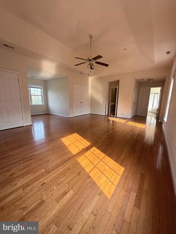 4114 DERBYSHIRE LN, Fredericksburg, VA 22408