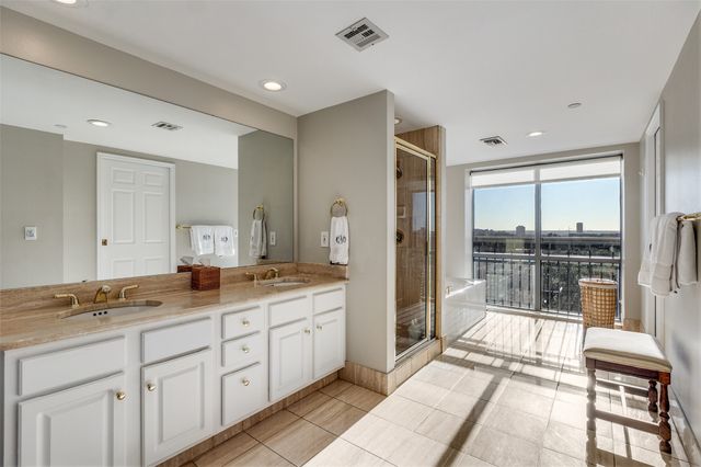 4242 Lomo Alto Drive N70, Highland Park, TX 75219