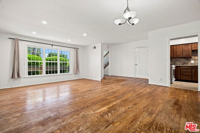 10669 La Grange Avenue, Los Angeles, CA 90025