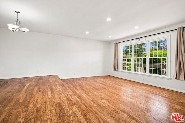 10669 La Grange Avenue, Los Angeles, CA 90025