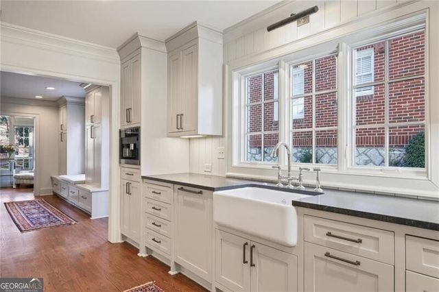 2622 Ellwood Drive NE, Atlanta, GA 30305