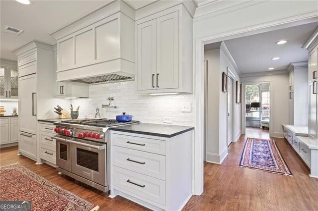 2622 Ellwood Drive NE, Atlanta, GA 30305