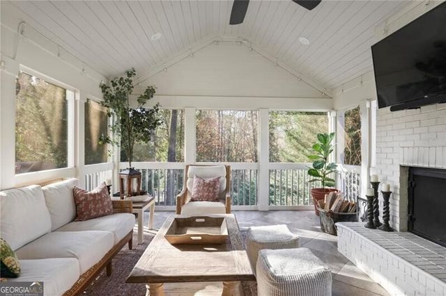 2622 Ellwood Drive NE, Atlanta, GA 30305