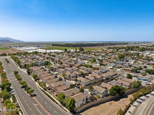 92 Calle Segunda, Camarillo, CA 93010