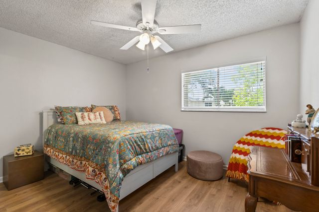 2030 Discovery Circle E, Deerfield Beach, FL 33442
