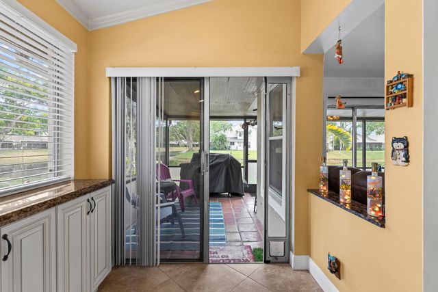 2030 Discovery Circle E, Deerfield Beach, FL 33442