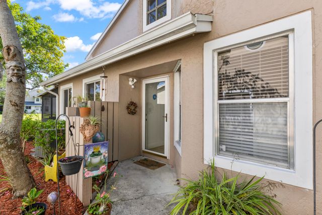 2030 Discovery Circle E, Deerfield Beach, FL 33442