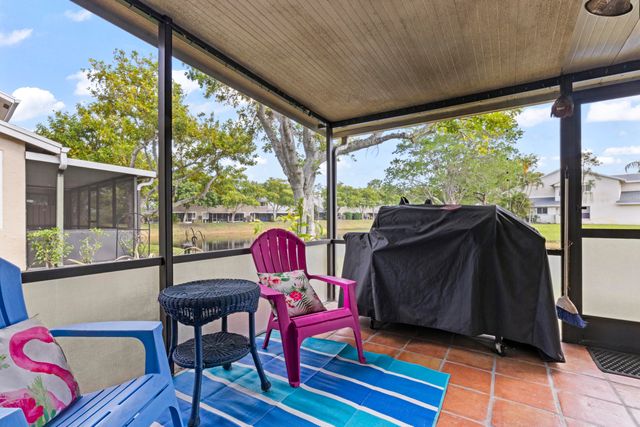 2030 Discovery Circle E, Deerfield Beach, FL 33442
