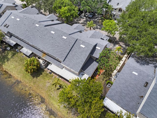 2030 Discovery Circle E, Deerfield Beach, FL 33442