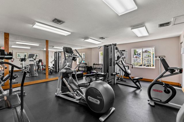 2030 Discovery Circle E, Deerfield Beach, FL 33442