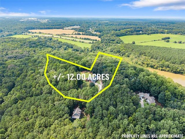 1194 Foster Road, Statham, GA 30666