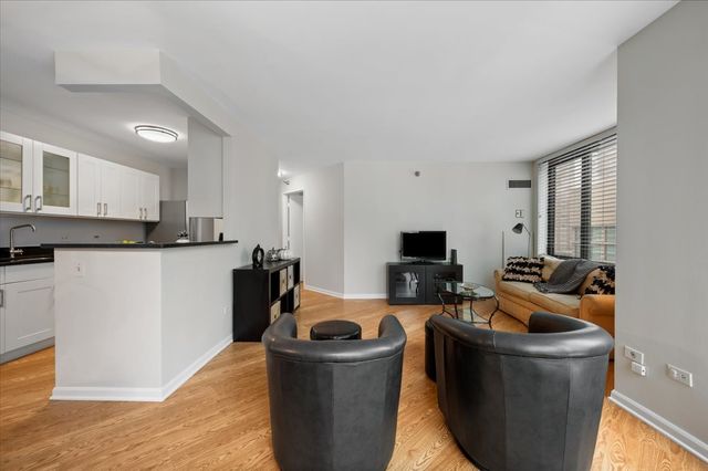 480 N McClurg Court 1219, Chicago, IL 60611