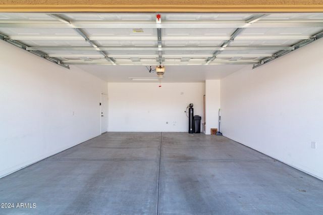 11235 E PAMPA Avenue, Mesa, AZ 85212