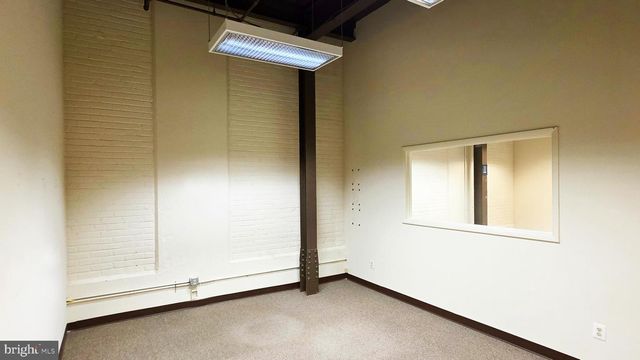 3901 MAIN ST, Philadelphia, PA 19127
