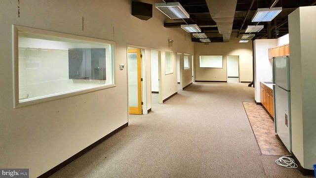 3901 MAIN ST, Philadelphia, PA 19127