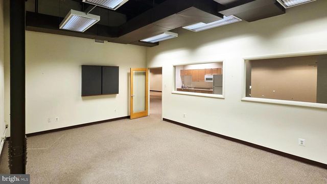 3901 MAIN ST, Philadelphia, PA 19127