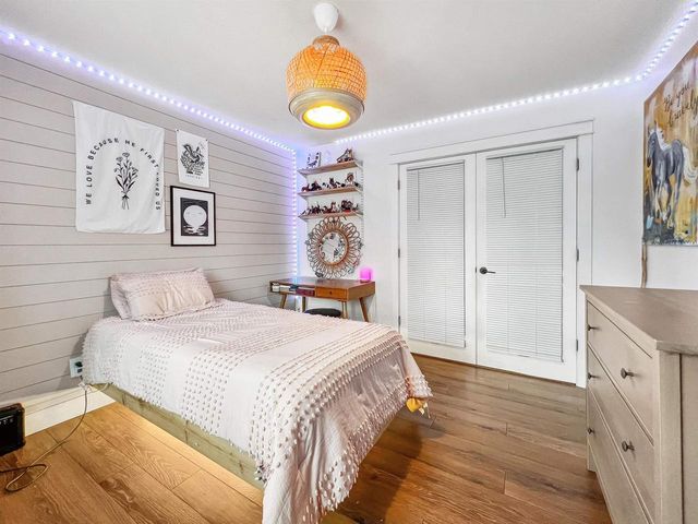 960 SHING WA UK DRIVE, Marinette, WI 54143