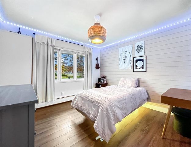 960 SHING WA UK DRIVE, Marinette, WI 54143