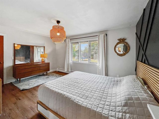 960 SHING WA UK DRIVE, Marinette, WI 54143