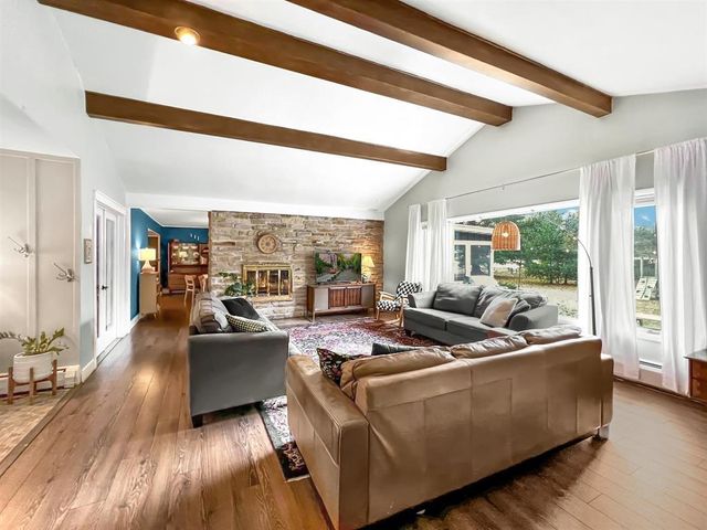 960 SHING WA UK DRIVE, Marinette, WI 54143