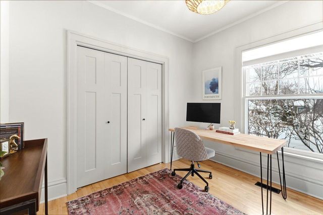 200 W 40th Street, Minneapolis, MN 55409