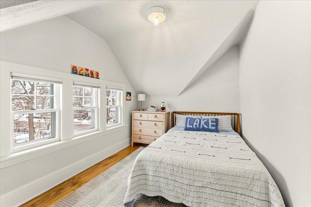 200 W 40th Street, Minneapolis, MN 55409