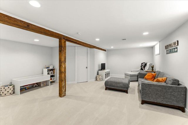 200 W 40th Street, Minneapolis, MN 55409